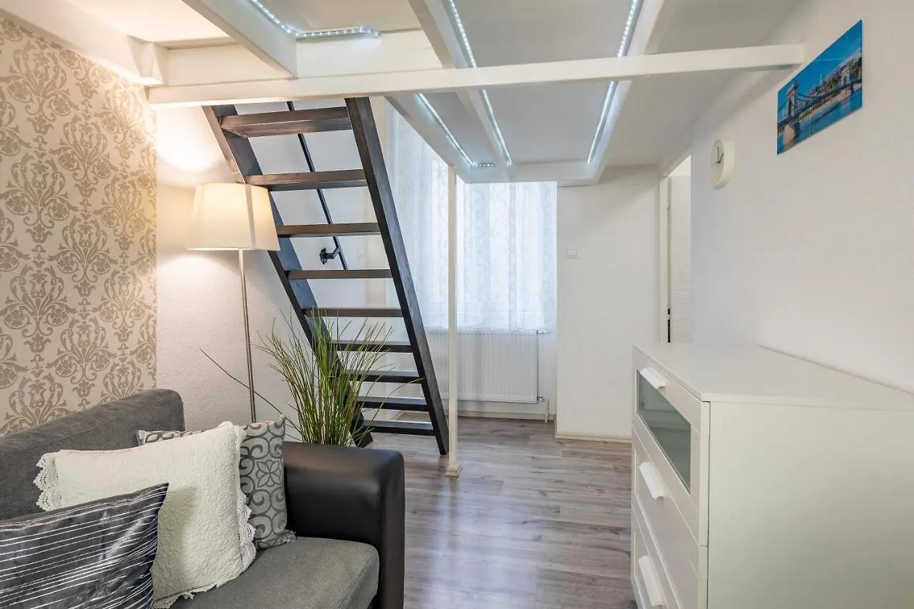 Convenient Super Central Stay Budapest Lägenhet